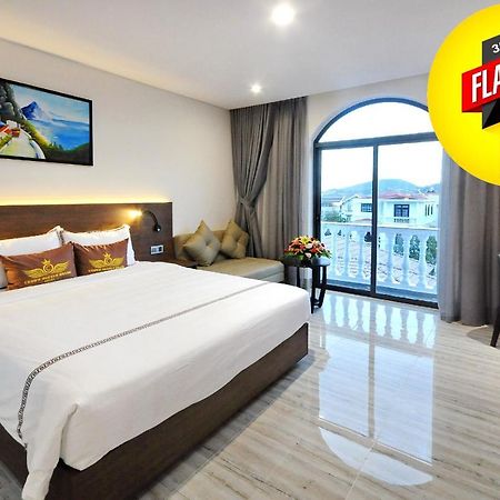 Crown Nguyen Hoang Hotel Nha Trang Exterior foto