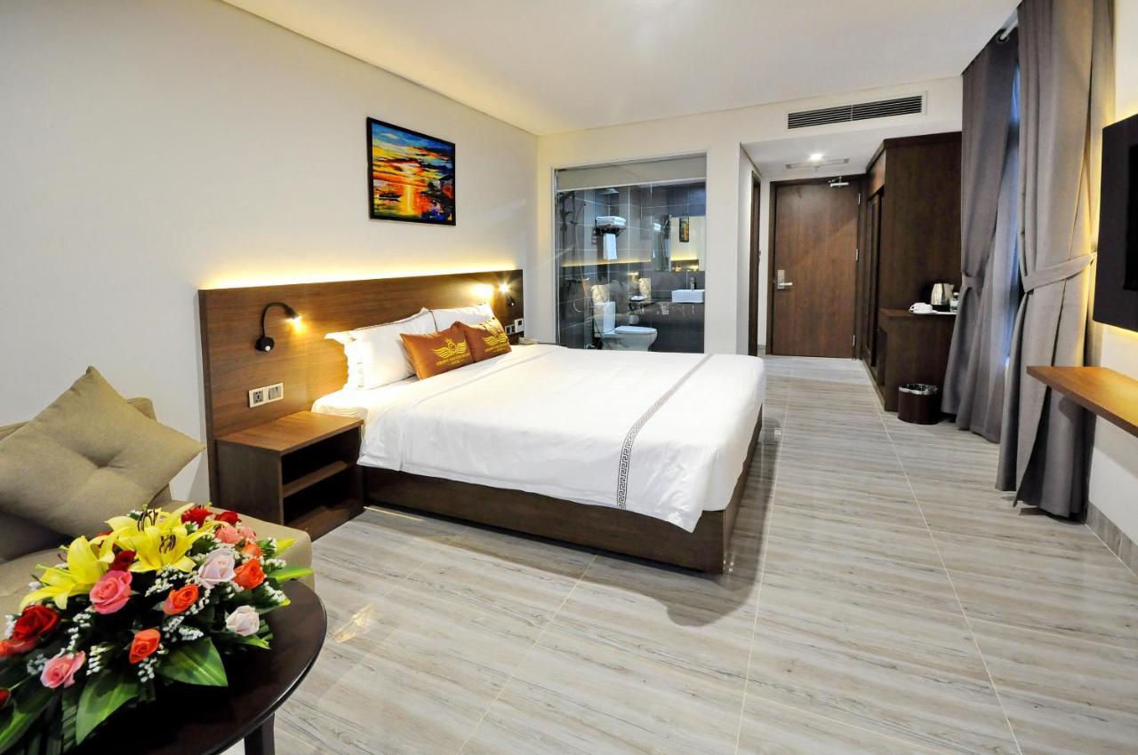 Crown Nguyen Hoang Hotel Nha Trang Exterior foto