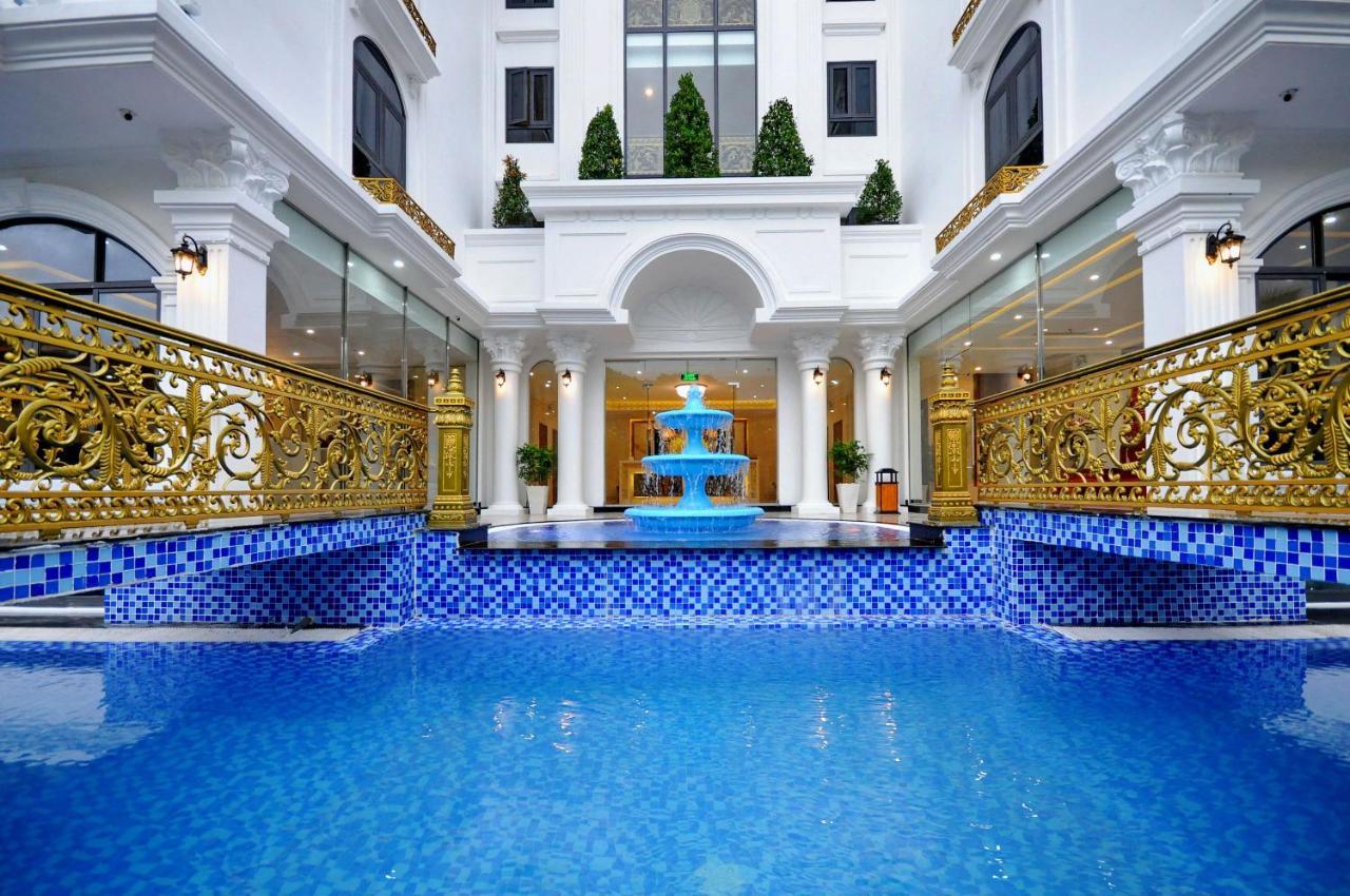 Crown Nguyen Hoang Hotel Nha Trang Exterior foto